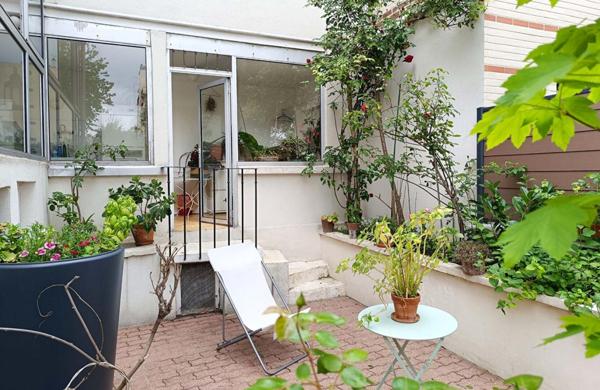 Maison Familiale 7 pièces 123m²  Romainville  (93230)