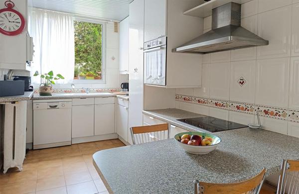 Maison Familiale 7 pièces 123m²  Romainville  (93230)