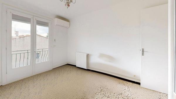 EXCLUSIVITÉ L'ADRESSE HORTE-NEUVE. T4 lumineux avec jardin et grand garage !