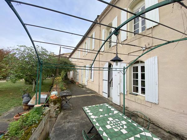 Maison Proche Villepinte 9 pièce(s) 298.94 m2