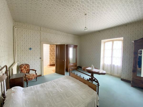 Maison Proche Villepinte 9 pièce(s) 298.94 m2