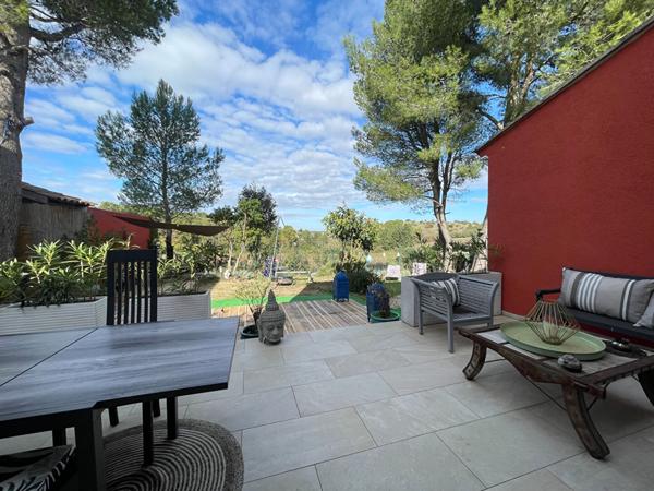 Maison Sauveterre 6 pièce(s) 140 m2