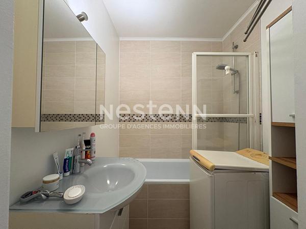 Nestenn Igny - Appartement 2 pièces avec terrasse, non meublé, dernier étage avec ascenseur, cave et parking, vue dégagée, proche Orsay