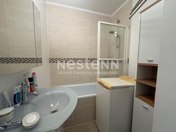 Nestenn Igny - Appartement 2 pièces avec terrasse, non meublé, dernier étage avec ascenseur, cave et parking, vue dégagée, proche Orsay