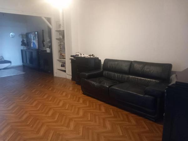 Idéal investisseurs TR potentiel 17,6% immeuble +local