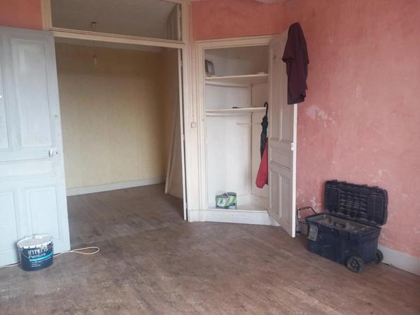 Idéal investisseurs TR potentiel 17,6% immeuble +local