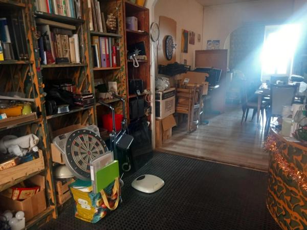 Idéal investisseurs TR potentiel 17,6% immeuble +local