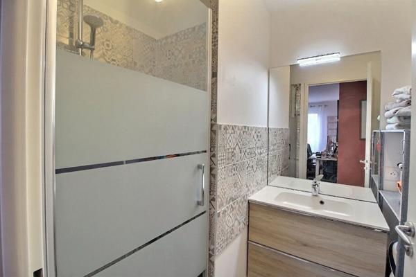 Appartement 4 pièces à vendre à Massy quartier Atlantis - 90,75 m², balcon et place de stationnement