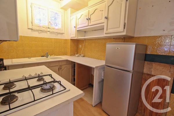 Maison à vendre  8 pièces - 198 m 2   MIRIBEL  - 01