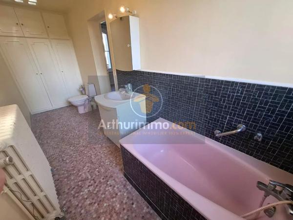 Vente                                                      Maison
                        
                     4 pièces                                         à Coulommiers