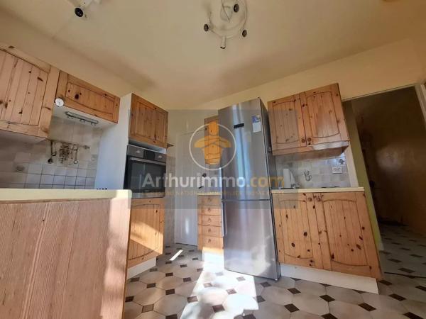 Vente                                                      Maison
                        
                     4 pièces                                         à Coulommiers