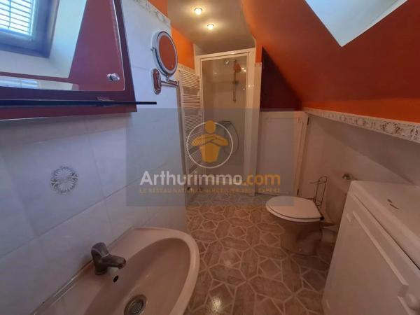 Vente                                                      Maison
                        
                     4 pièces                                         à Coulommiers