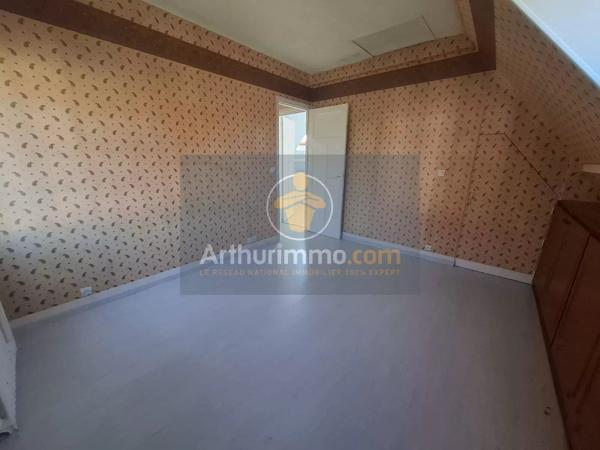 Vente                                                      Maison
                        
                     4 pièces                                         à Coulommiers
