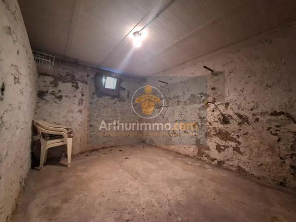 Vente                                                      Maison
                        
                     4 pièces                                         à Coulommiers