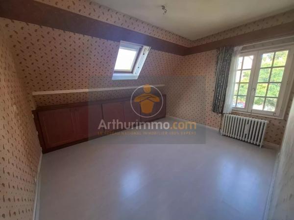 Vente                                                      Maison
                        
                     4 pièces                                         à Coulommiers