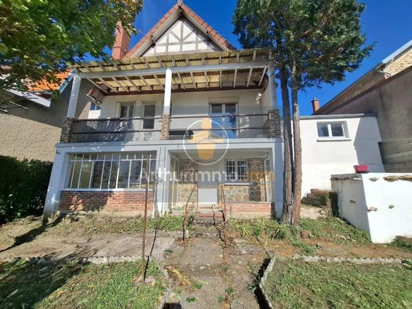 Vente                                                      Maison
                        
                     4 pièces                                         à Coulommiers
