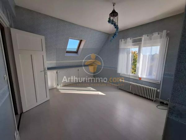 Vente                                                      Maison
                        
                     4 pièces                                         à Coulommiers