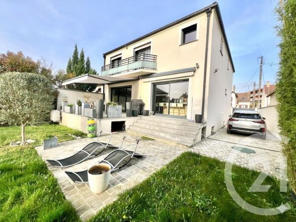Maison à vendre  10 pièces - 235,07 m2 LIVRY GARGAN - 93