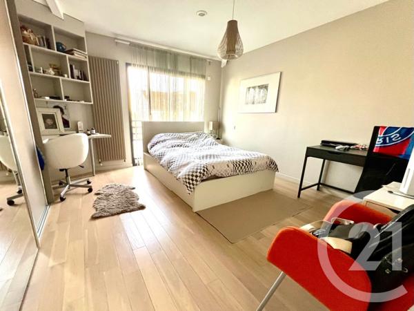 Maison à vendre  10 pièces - 235,07 m2 LIVRY GARGAN - 93