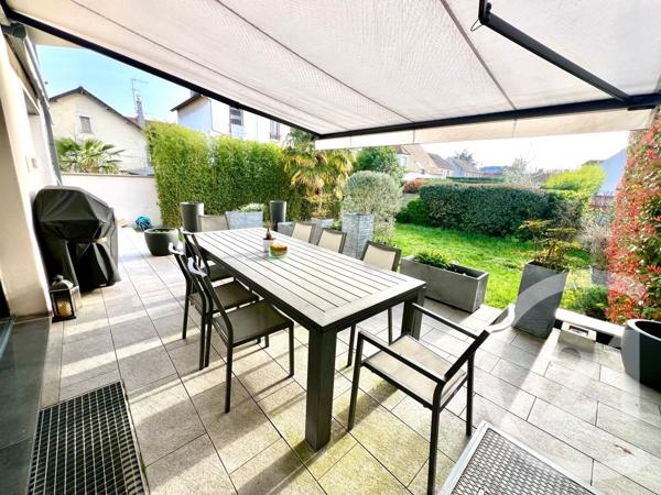 Maison à vendre  10 pièces - 235,07 m2 LIVRY GARGAN - 93