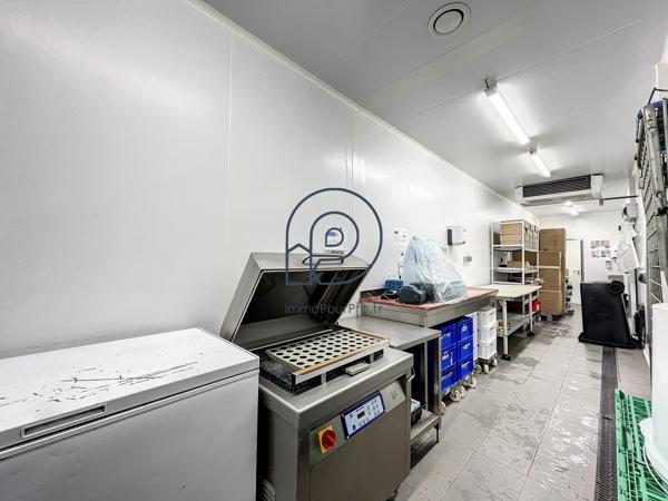 Local indépendant sans copropriété 96 m2 Croix