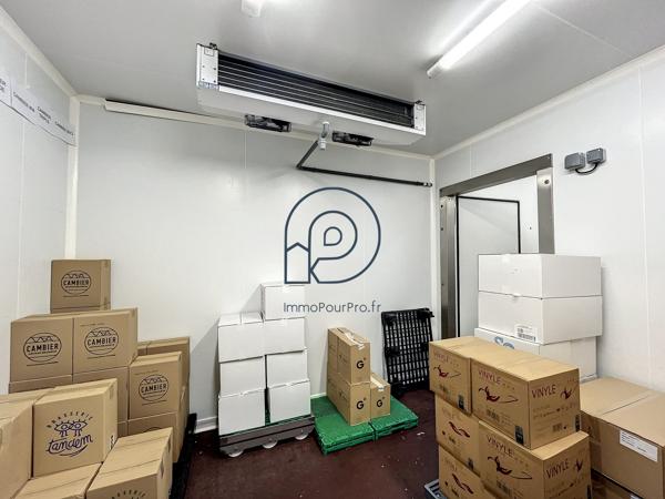 Local indépendant sans copropriété 96 m2 Croix