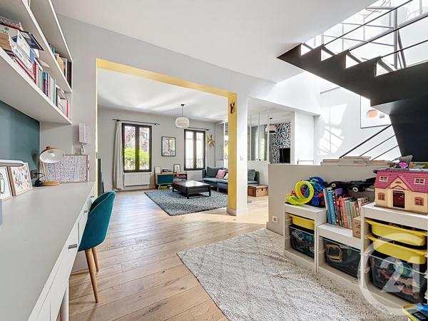 Appartement F6 à vendre  6 pièces - 142 m2 PARIS - 75020