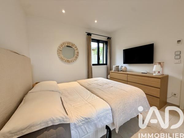 Maison à vendre 4 pièces 80,01 m² Sainte-Maxime