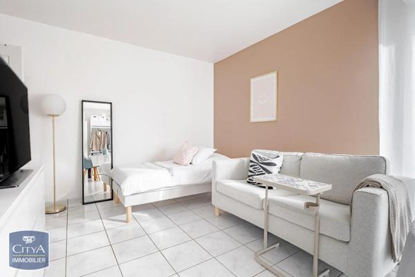 Appartement à louer 1 pièce 30.94m² Tours (37200)
