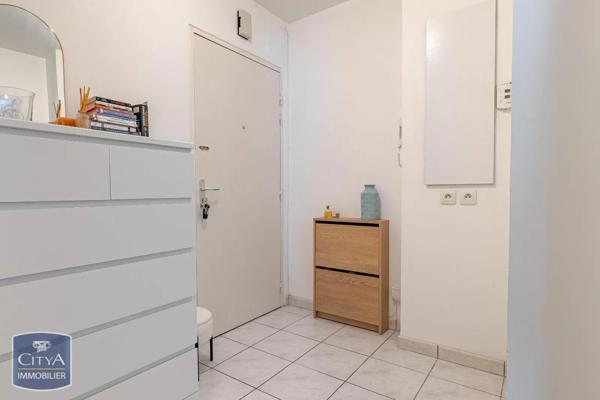 Appartement à louer 1 pièce 30.94m² Tours (37200)