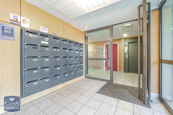 Appartement à louer 1 pièce 30.94m² Tours (37200)