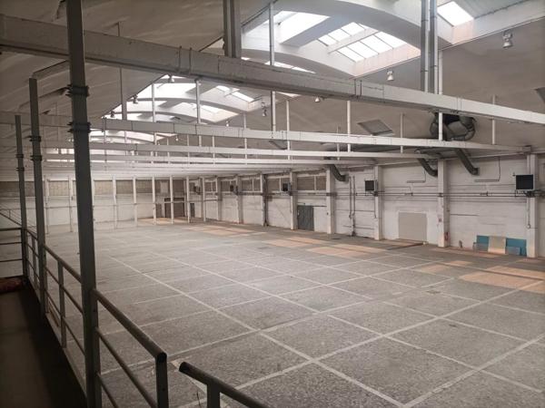 Immobilier La Courneuve (93120) – Entrepôt 4400m2 – 36 833 €