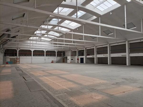 Immobilier La Courneuve (93120) – Entrepôt 4400m2 – 36 833 €