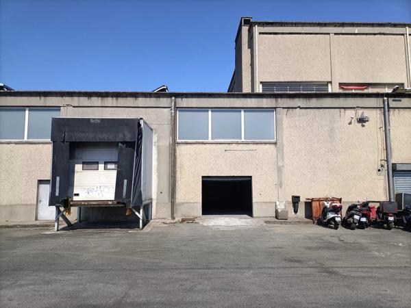 Immobilier La Courneuve (93120) – Entrepôt 4400m2 – 36 833 €