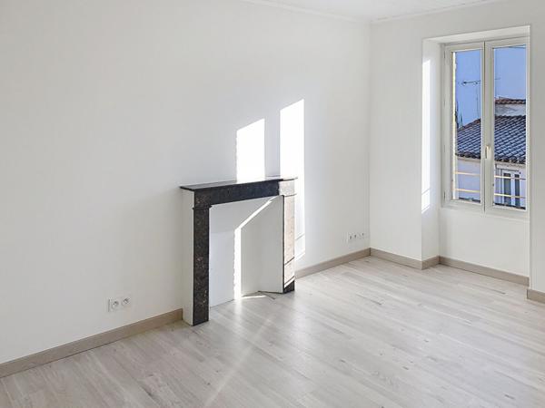 Maison Mareuil Sur Lay Disais- Ensemble immobilier-