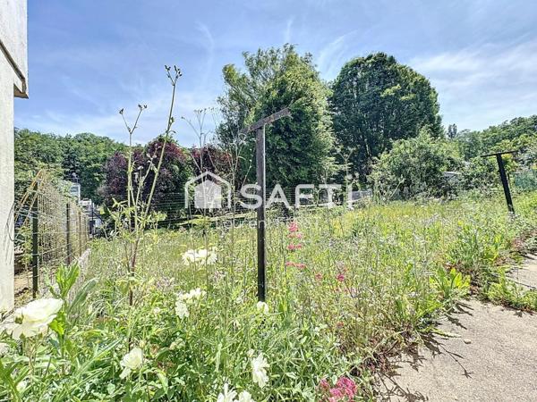 Maison Mitoyenne à renover