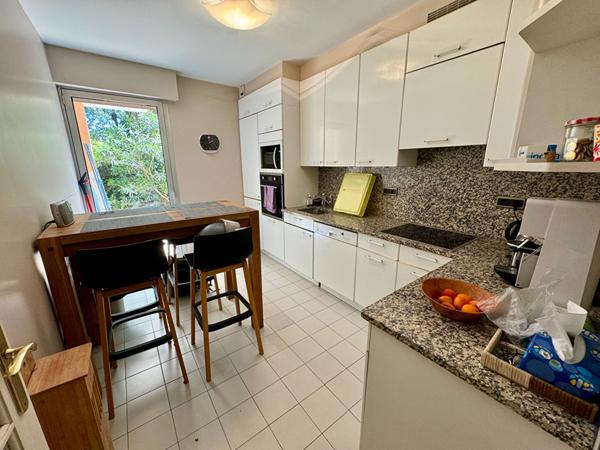 Appartement Nimes 4 pièce(s) 96.07 m2