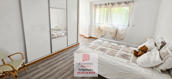 Maison 9 pièce(s) 270 m2