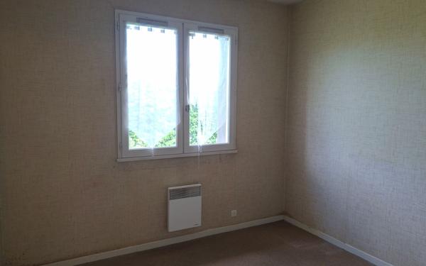 Maison à vendre    4 pièces •  Aussillon