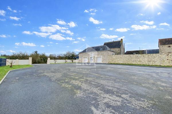 Maison LAVAL 5 pièce(s) 147 m2