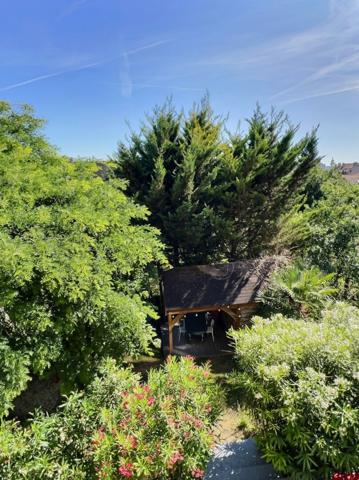 Appartement 5 pièces avec grand jardin RIGOLLOTS