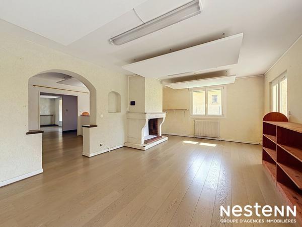 CASTANET-TOLOSAN -Hyper-centre -Maison familiale de 150 m² avec T2 indépendant de 35 m² sur une parcelle de 1 000 m²