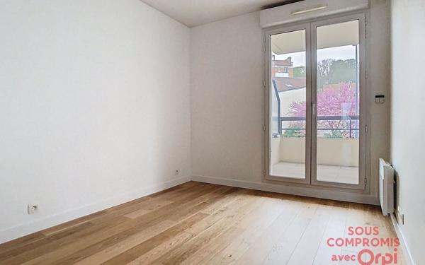 Appartement à vendre    3 pièces • 71 m2 Issy-les-Moulineaux