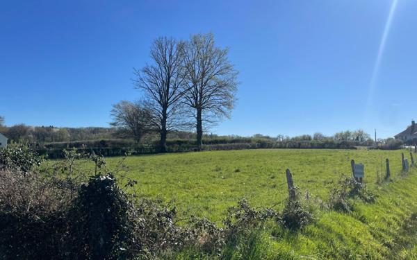Terrain à vendre    Saint-Silvain-Bas-le-Roc