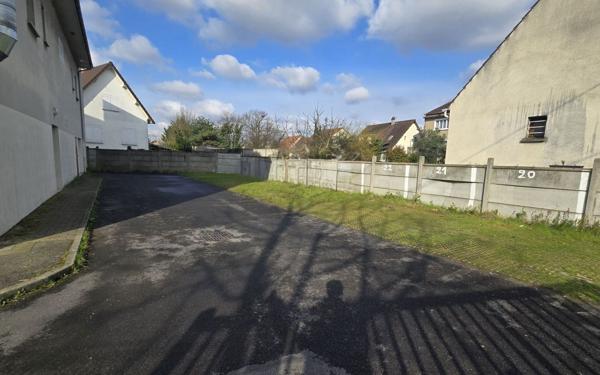 Appartement à vendre    1 pièce •  Viry-Châtillon