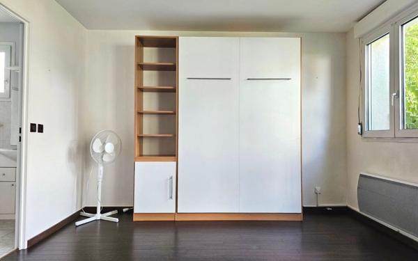 Appartement à vendre    1 pièce • 36 m2 Le Coudray-Montceaux