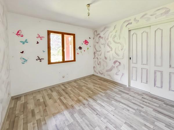 Maison 5 pièces de 120m² Terrain 4 355 m² Manciet