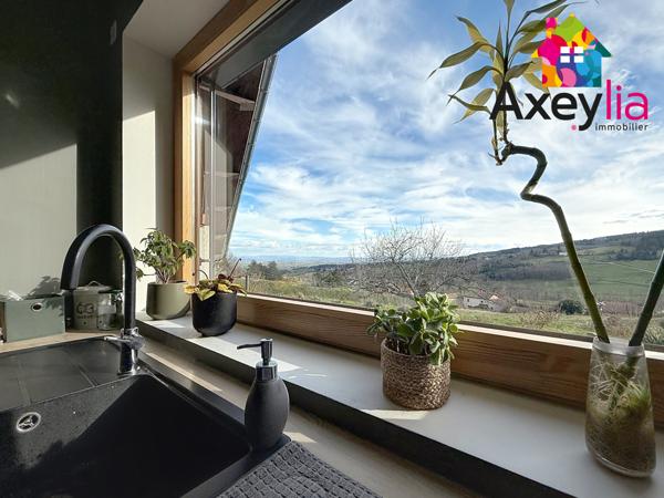 Renaison (42370) A VENDRE - SECTEUR CÔTE ROANNAISE - MAISON D'ARCHITECTE ENTIÈREMENT RÉNOVÉE D'ENVIRON 195M2 AVEC CINQ CHAMBRES