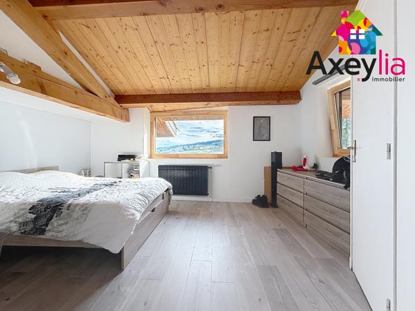 Renaison (42370) A VENDRE - SECTEUR CÔTE ROANNAISE - MAISON D'ARCHITECTE ENTIÈREMENT RÉNOVÉE D'ENVIRON 195M2 AVEC CINQ CHAMBRES