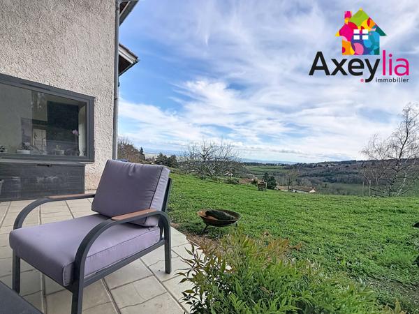 Renaison (42370) A VENDRE - SECTEUR CÔTE ROANNAISE - MAISON D'ARCHITECTE ENTIÈREMENT RÉNOVÉE D'ENVIRON 195M2 AVEC CINQ CHAMBRES